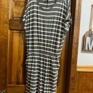 Banana Republic green striped dress